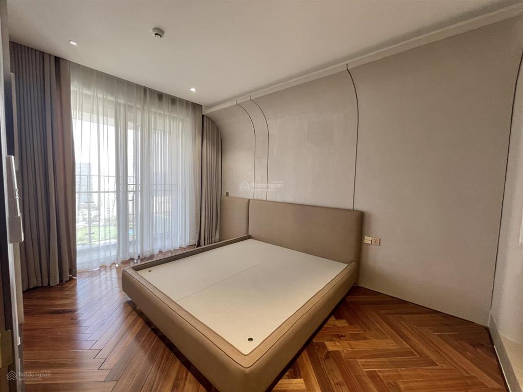 3pn midtown 131m2 view sông cho thuê 60tr thương lượng , nhà đẹp cao cấp  lan 0906 743 ***