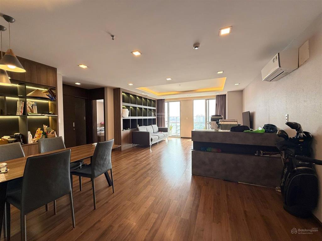 Giá sốc bán nhanh căn hộ scenic 117m2 chỉ 9,5 tỷ đầy đủ nội thất, tầng cao  lan 0906 743 ***
