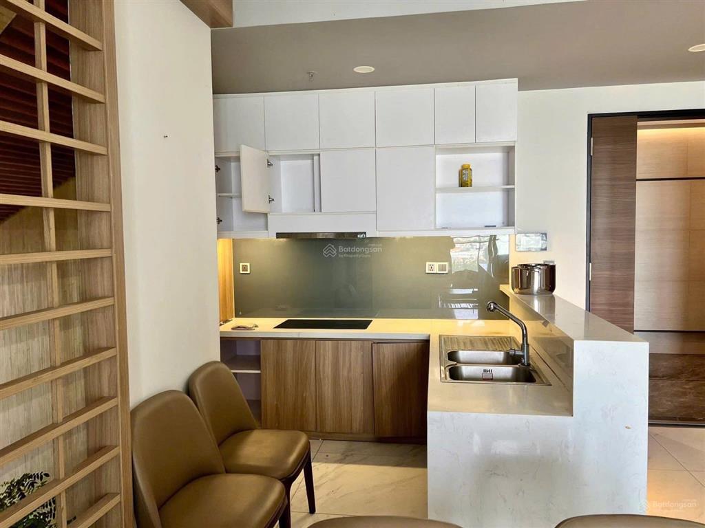 Hot ! cho thuê midtown 2pn view biệt thự chỉ 25tr nhà đẹp đầy đủ nội thất  lan 0906 743 ***