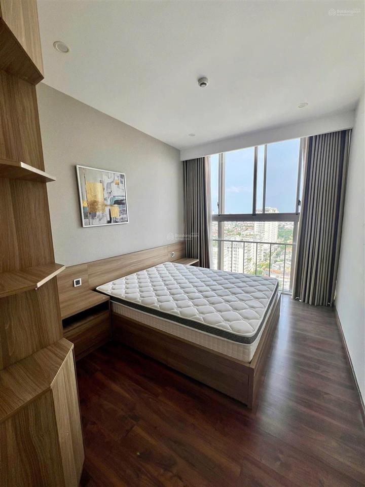 Hot ! cho thuê midtown 2pn view biệt thự chỉ 25tr nhà đẹp đầy đủ nội thất  lan 0906 743 ***