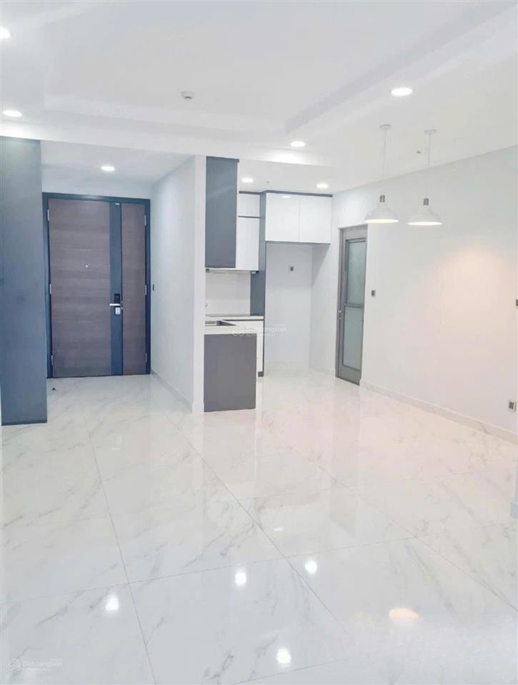 Hot ! bán căn hộ midtown tầng cao 2pn view biệt thự 10 tỷ có ô xe hầm  lan 0906 743 ***