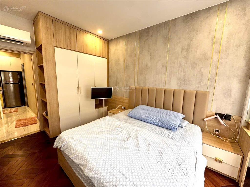 Hàng hiếm  bán căn hộ midtown 1pn đầy đủ nội thất chỉ 7 tỷ  lan 0906 743 ***