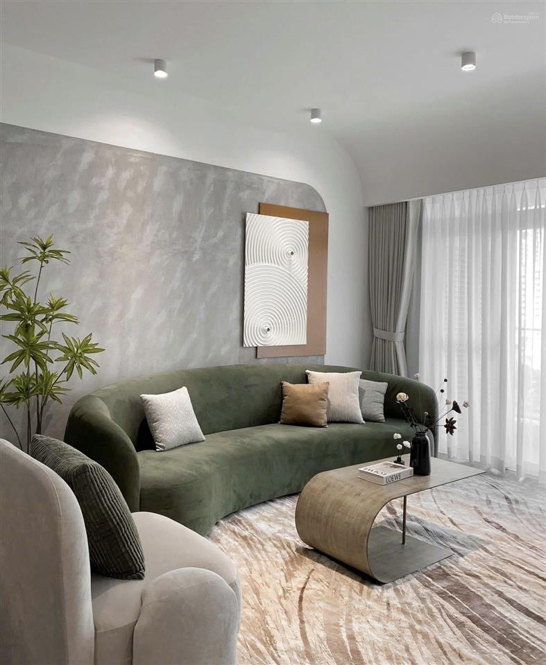 Bán nhanh căn hộ riverside 2pn nhà đẹp 8,5 tỷ sẵn hdt 25tr  lan 0906 743 ***