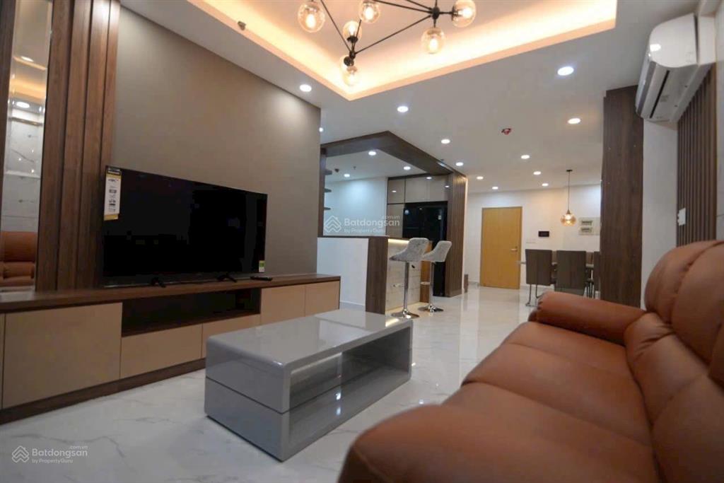 Bán căn hộ scenic valley 3pn 99m2 đầy đủ nội thất chỉ 9,25 tỷ có ô xe  lan 0906 743 ***