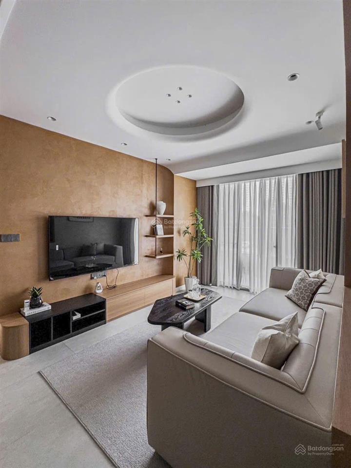 Hàng hiếm! bán căn hộ hưng phúc sân vườn 2pn nhà mới 10 tỷ  lan 0906 743 ***