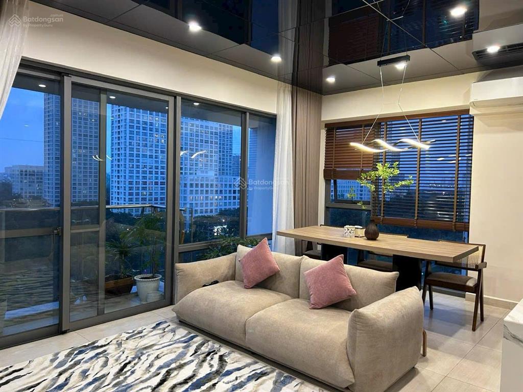 Bán căn hộ urban hill 2pn phú mỹ hưng q7 chỉ 8,8 tỷ nhà đẹp  lan 0906 743 ***