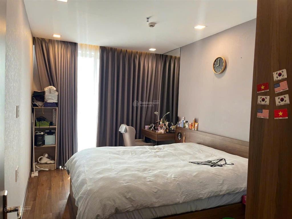 Bán căn hộ scenic valley 3pn 117m2 chỉ 9,6 tỷ  lan 0906 743 ***