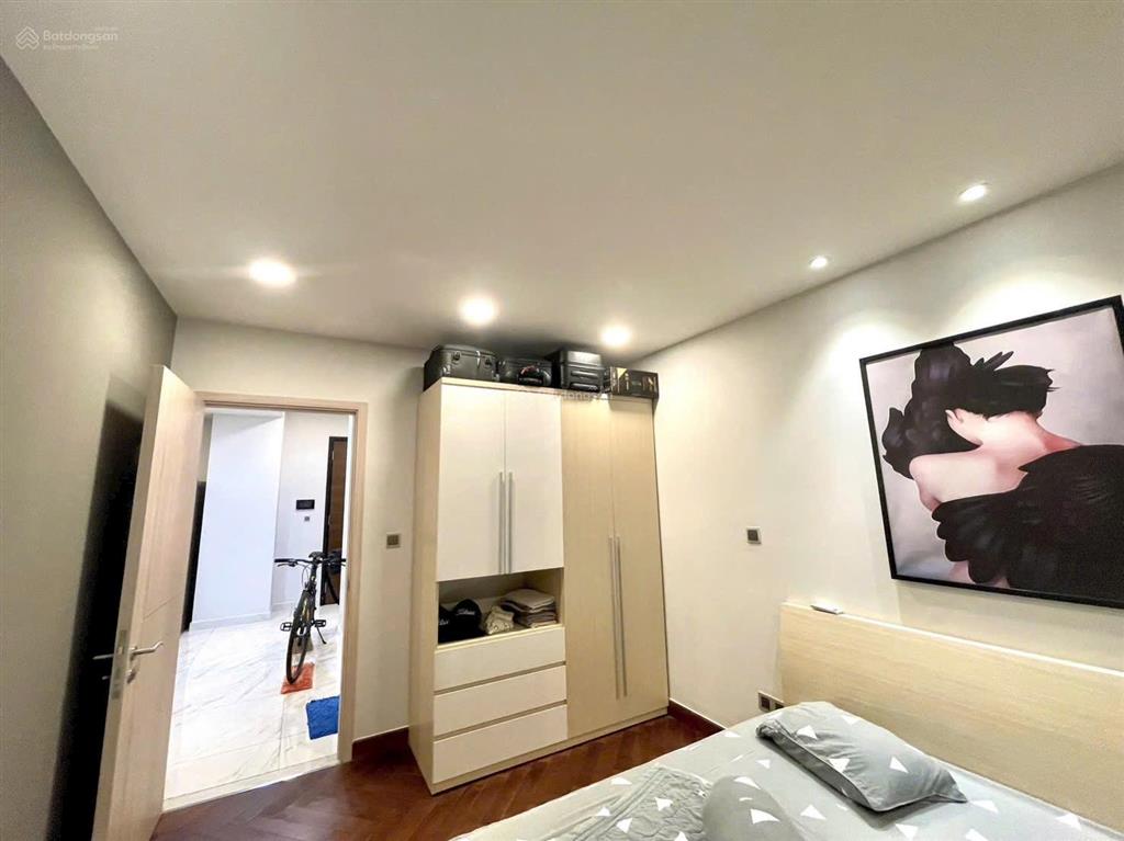 Bán căn hộ midtown 1pn 6,8 tỷ phú mỹ hưng đầy đủ nội thất sẵn hdt ổn định  lan 0906 743 ***