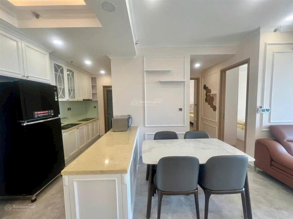Hot !! bán căn hộ midtown 2pn 75m2 tầng trung đầy đủ nội thất chỉ 8,7 tỷ  lan 0906 743 ***