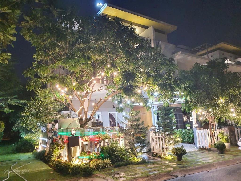 Giá tốt chỉ 16 tỷ cho 1 nhà phố mặt tiền 222 đường võ chí công cách global city chỉ 5km kdc sầm uất