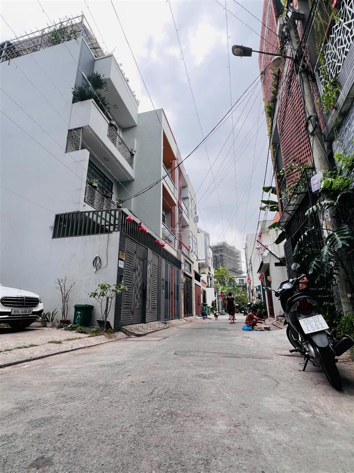 Bán đất kế khu nhà ở cao cấp thăng long home thủ đức, giá chỉ 5,7 tỷ