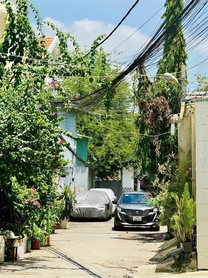 Chỉ 6.8 tỷ sở hữu nhà 3 tầng sát phạm văn đồng, ngay ngã 4 bình triệu