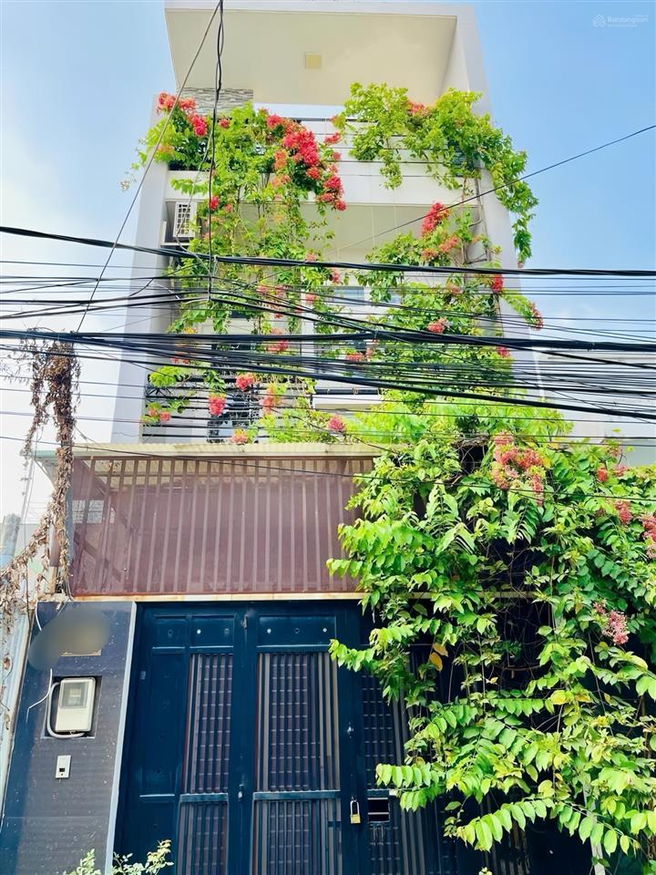 Chỉ 6.8 tỷ sở hữu nhà 3 tầng sát phạm văn đồng, ngay ngã 4 bình triệu