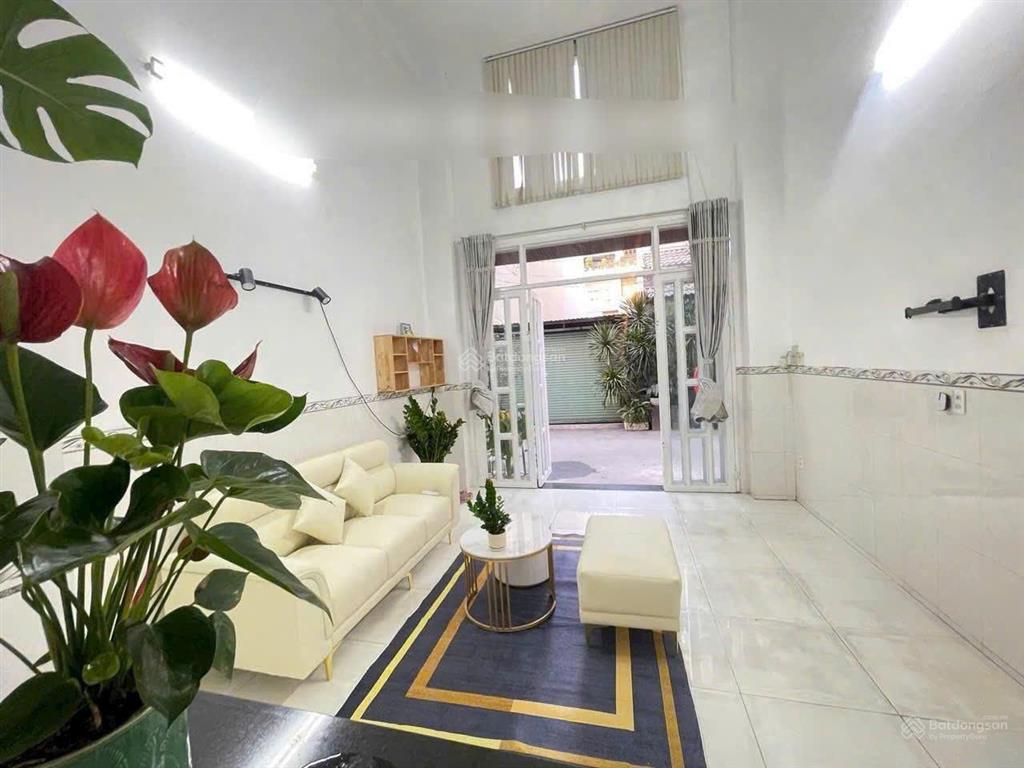 659ld nhà đẹp linh đông  hẻm nhựa xe hơi tránh  chỉ 6.49 tỷ