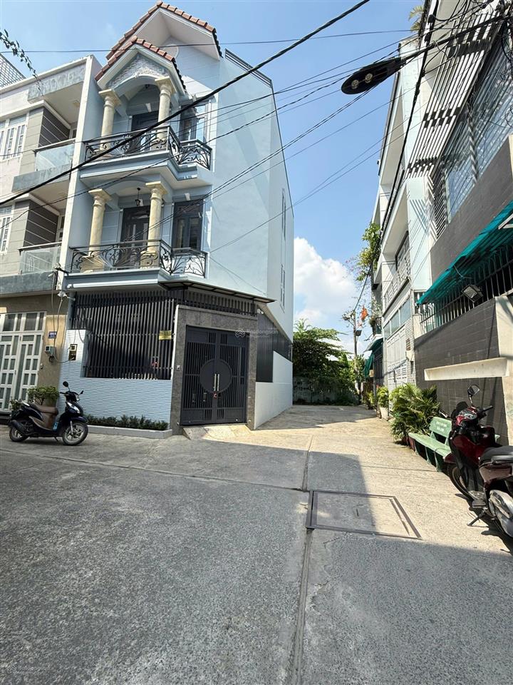 Đất đẹp hẻm nhựa xe hơi tránh nhau đối diện vạn phúc city chỉ 6.2 tỷ