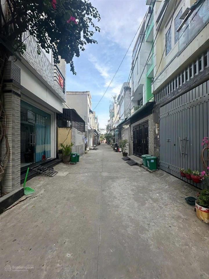 Nhà đẹp linh đông hẻm nhựa xe hơi, dts 101,04m2, giáp phạm văn đồng, chỉ 6,3 tỷ