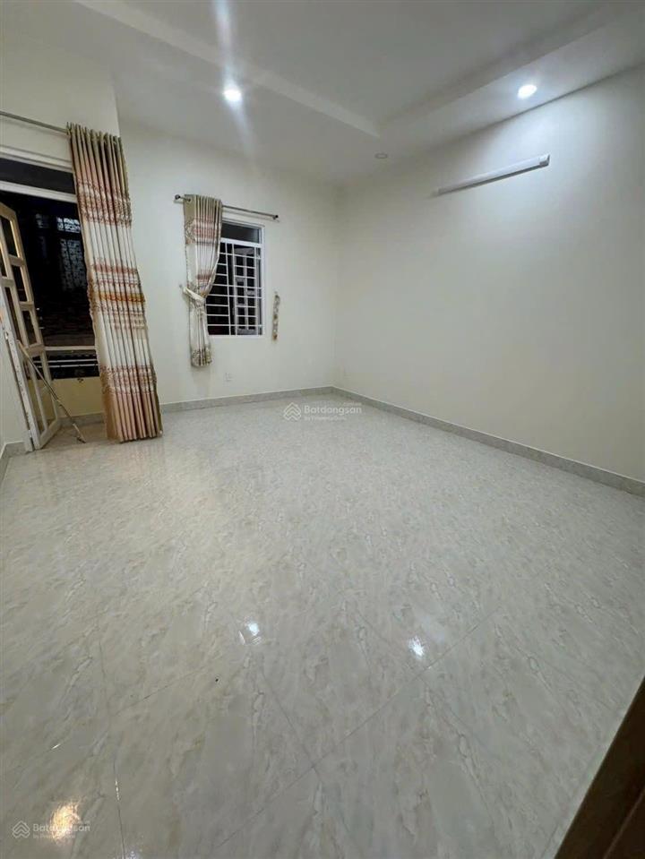 Nhà hẻm nhựa xe hơi hiệp bình phước  di chuyển thuận tiện  giá 6.5 tỷ