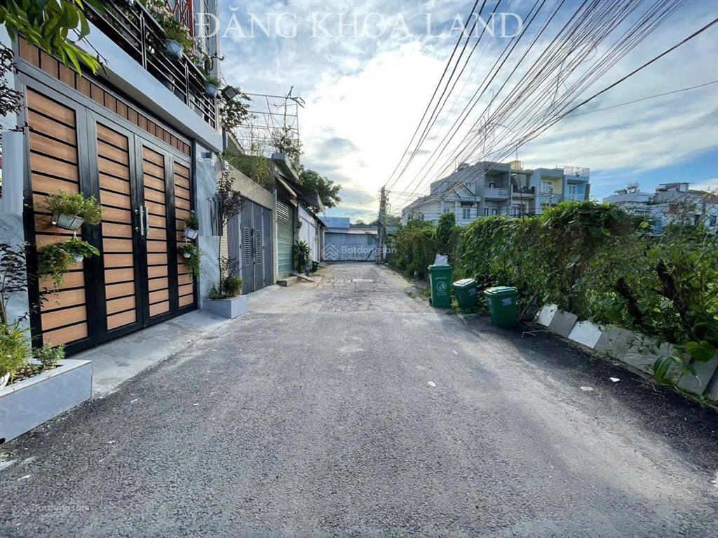 Nhà 1 trệt, 1 lầu, 2pn. hẻm nhựa xe hơi tránh nhau tăng nhơn phú a chỉ 5.85 tỷ