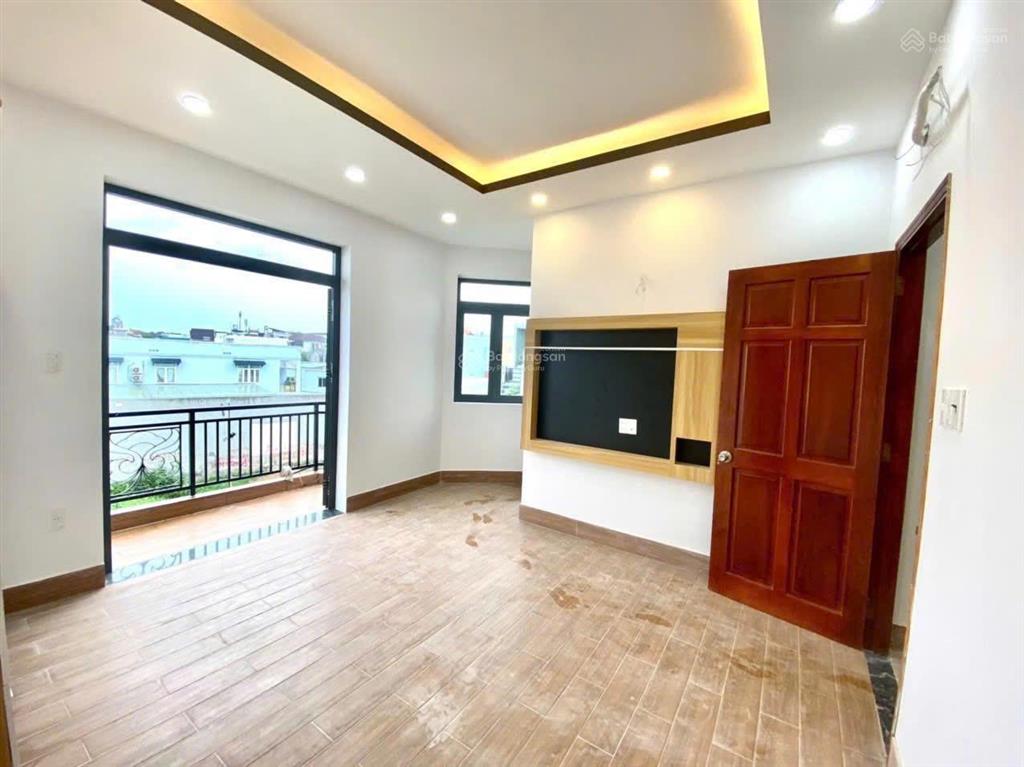 Nhà 2 mặt hẻm xe hơi  ngang 6.2m  4 tầng  chỉ 6.9 tỷ