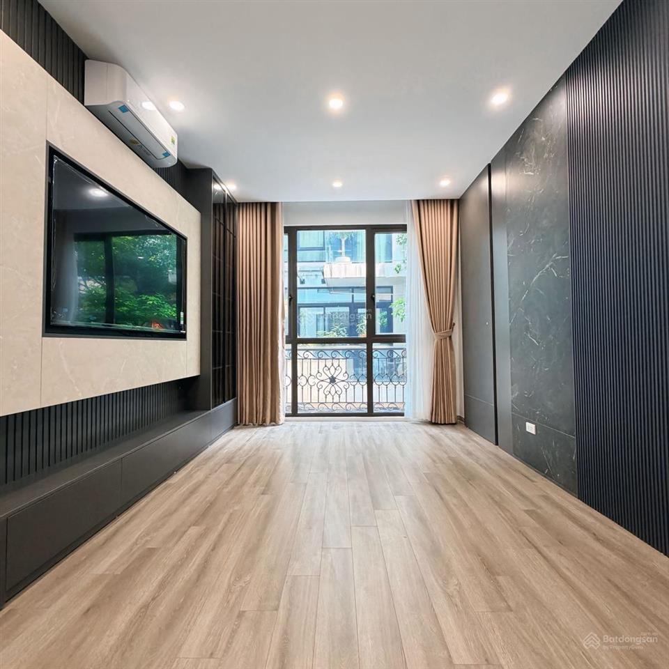 Bán nhà ngõ thịnh hào 1 tôn đức thắng45m2x6 tầng đường ô tô tránhtiềm năng
kinh doanh