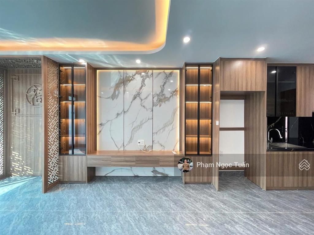 Bán nhà mới xây phố thái hà30m ra mặt phốô tô đỗthang máykinh doanh