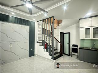 Bán nhà ngõ 163 phố tôn đức thắng  33m2x5t  giao thông thuận tiện  an ninh cao giá 8.2 tỷ