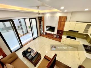 Bán nhà riêng mới xây đường láng  35m2x5 tầng 3 phòng ngủ thông sàn rộng rãi  thiết kế hiện đại