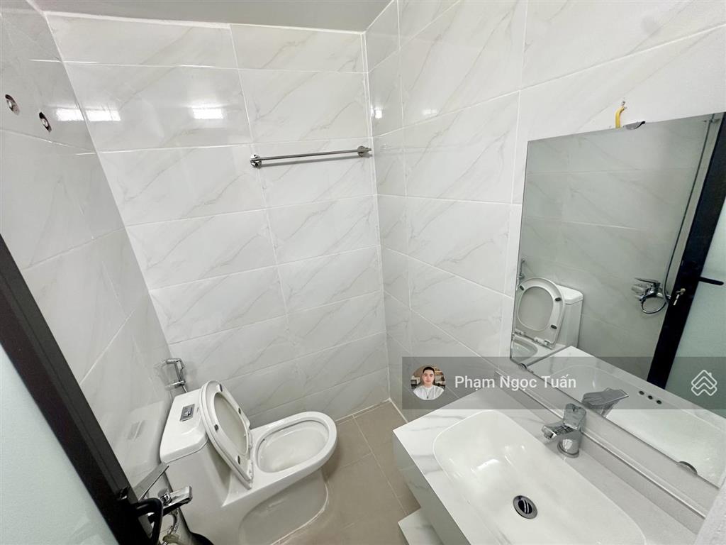 Bán nhà riêng đường bưởiphan kế bính42.4m2x5 tầng  góc 3 thoáng  100m ra đường ô tô đỗ ngày đêm