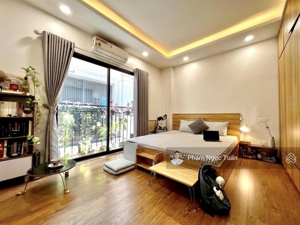 Bán nhà riêng mới xây đường láng  35m2x5 tầng 3 phòng ngủ thông sàn rộng rãi  thiết kế hiện đại