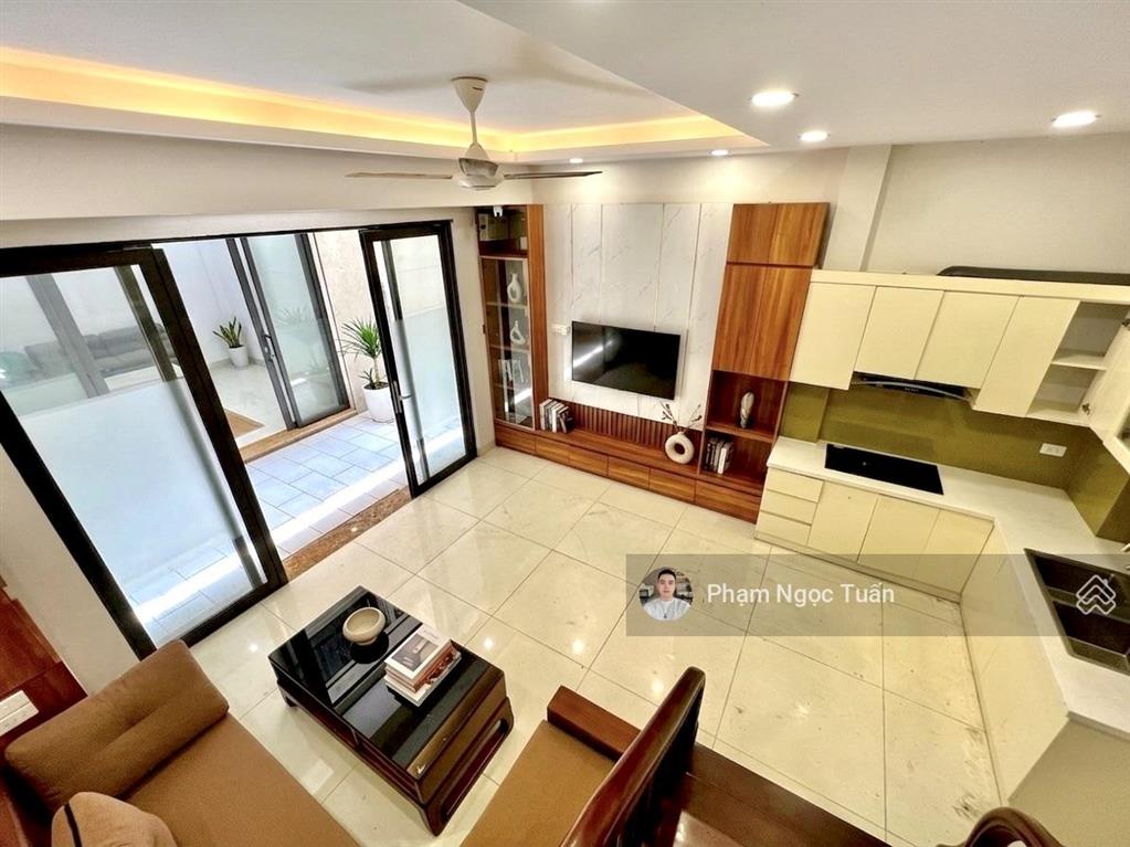 Bán nhà riêng mới xây đường láng  35m2x5 tầng 3 phòng ngủ thông sàn rộng rãi  thiết kế hiện đại