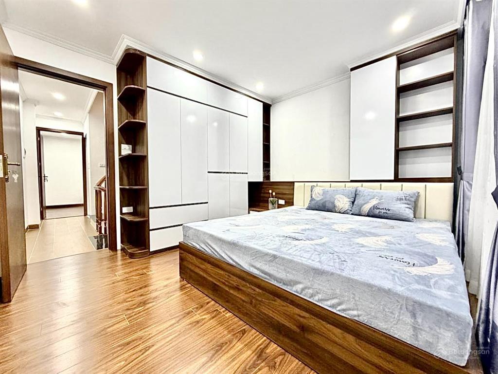 Bán nhà riêng tại ngọc hà  giá tốt thời điểm hiện tại  30m2 x 4 tầng  10m ra đường ô tô