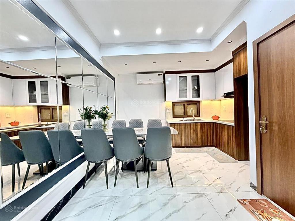 Bán nhà riêng tại ngọc hà  giá tốt thời điểm hiện tại  30m2 x 4 tầng  10m ra đường ô tô