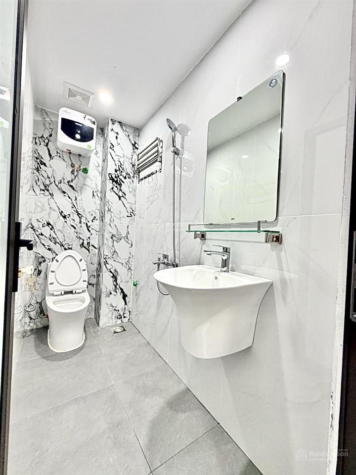 Bán nhà riêng tại ngọc hà  giá tốt thời điểm hiện tại  30m2 x 4 tầng  10m ra đường ô tô