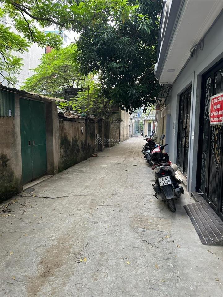 Chính chủ bán nhà đất đẹp ngõ 279 đội cấn  thửa vuông vắn  ngõ rộng 3m  giá tốt trong khu vực