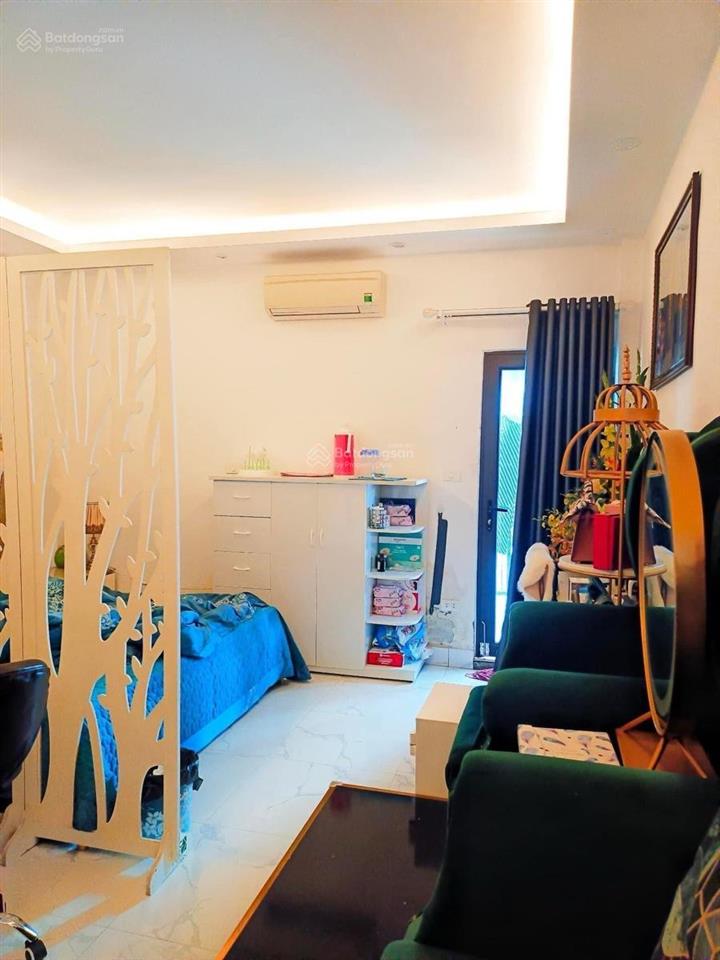 Chính chủ bán nhà đất đẹp ngõ 279 đội cấn  thửa vuông vắn  ngõ rộng 3m  giá tốt trong khu vực