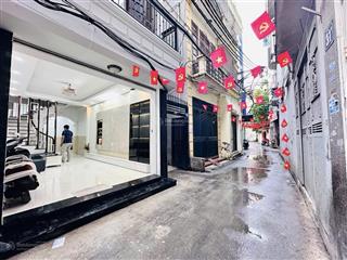 Bán nhà dân xây  kinh doanh  lô góc 3 thoáng  ô tô vào nhà  giá rẻ trong khu vực