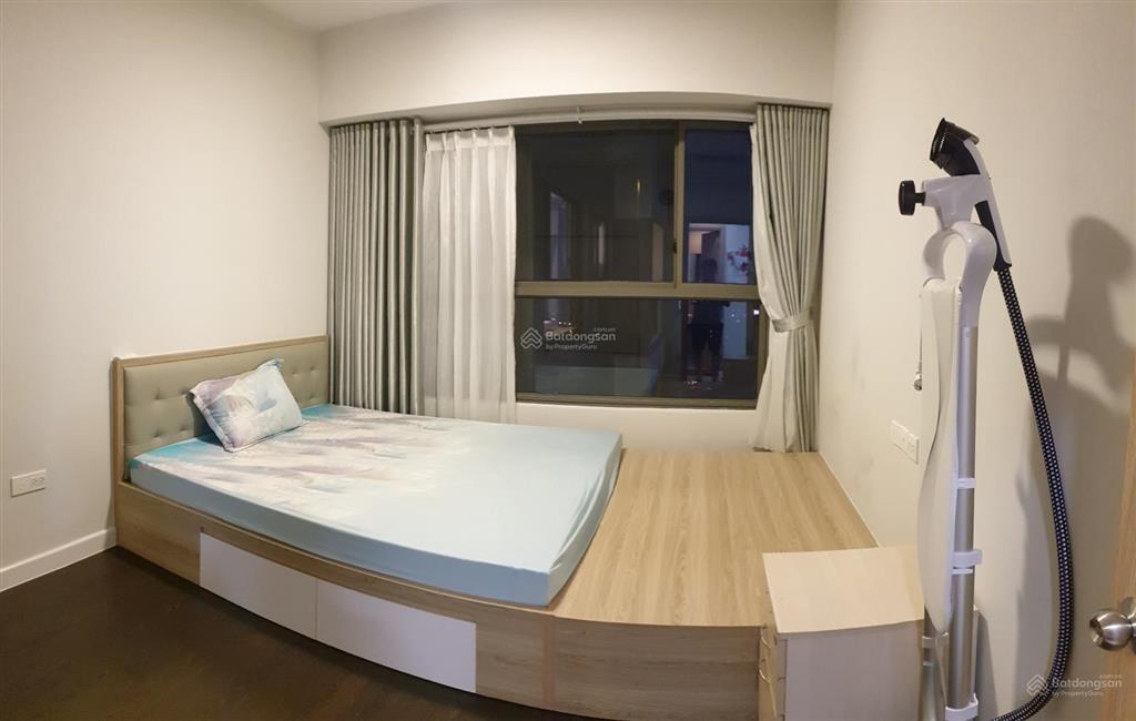 Căn hộ summer square, bán gấp 3 tỷ, 65m2, 2pn, 2wc, đầy đủ nội thất