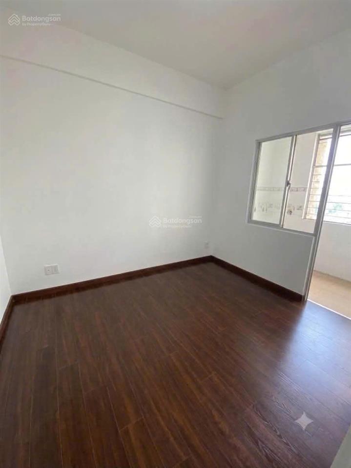 Bán cao ốc ngô gia tự  52m2, 2pn, 1wc trung tâm quận 10  tphcm