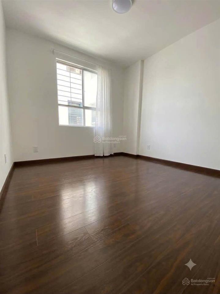 Bán cao ốc ngô gia tự  52m2, 2pn, 1wc trung tâm quận 10  tphcm
