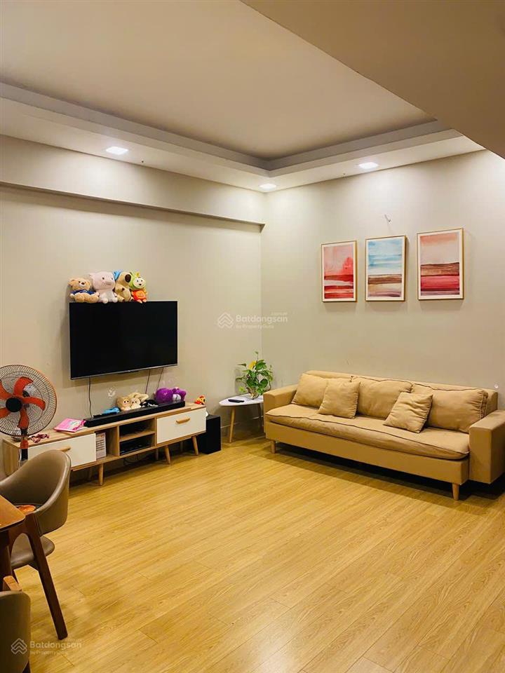 Định cư nước ngoài  bán gấp căn hộ 1050 chu văn an bình thạnh 62m2 (2pn) giá cực tốt 2.85 tỷ