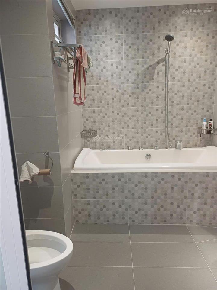 Cho thuê chung cư đặng văn ngữ phú nhuận 75m2 (2pn), 10tr/th cực gần các trường đh lớn
