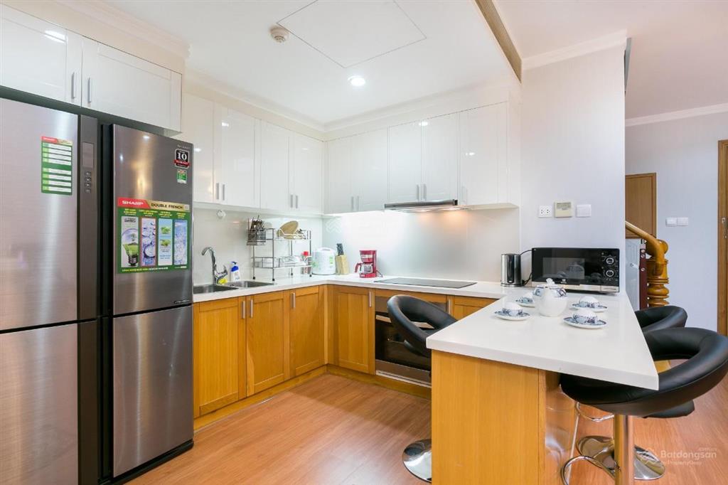 Cho thuê penthouse saigon pavillon (quận 3) 100m2, 3pn, 3wc giá 10 tr/tháng