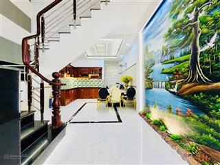 Bán nhà hẻm 702 điện biên phủ thông ra 3/2 phường 10 quận 10, dt 3.8x20m, lửng 3 lầu, giá 10.7 tỷ