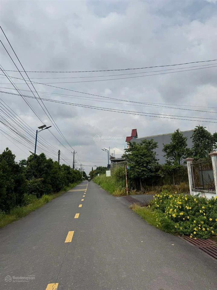 Bán đất full thổ cư 100m ngay cây xăng thạnh phú chỉ 800 triệu còn bớt