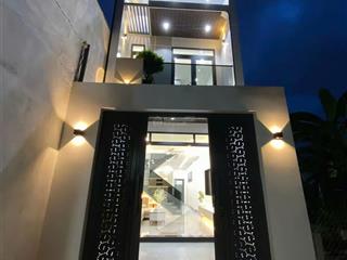 Nhà lầu mặt tiền hương lộ 15 sát vách tân uyên
