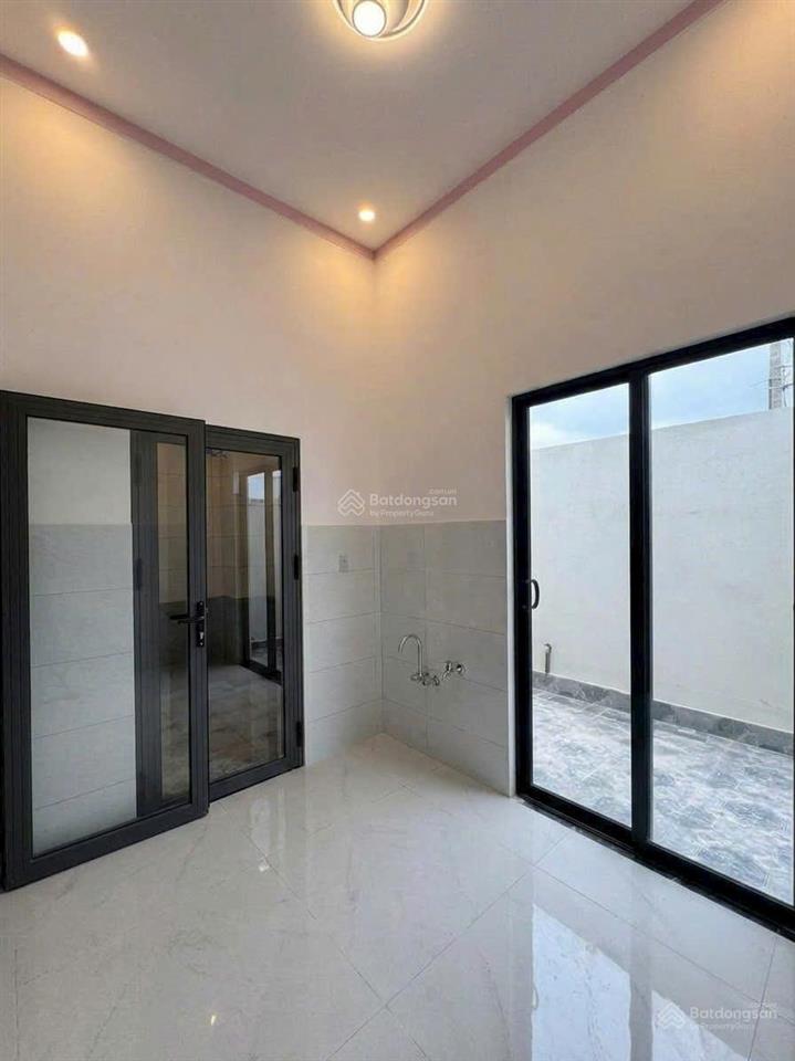 Nhà lầu góc 2 mặt tiền kinh doanh ngay bửu long giá nhỉnh 2 tỷ còn bớt