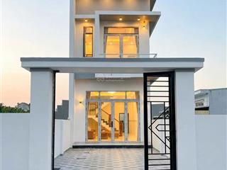 Nhà lầu góc 2 mặt tiền kinh doanh ngay bửu long giá nhỉnh 2 tỷ còn bớt