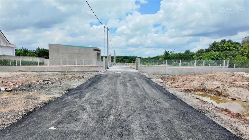 Đất mặt tiền hương lộ 15 chỉ 980 triệu còn bớt