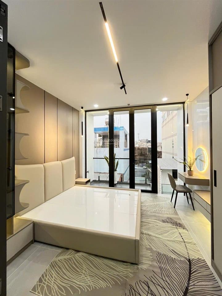 Bán nhà quận 11, 4 tầng có thang máy, đường lạc long quân bình thới, 4x11m, giá 8.7 tỷ