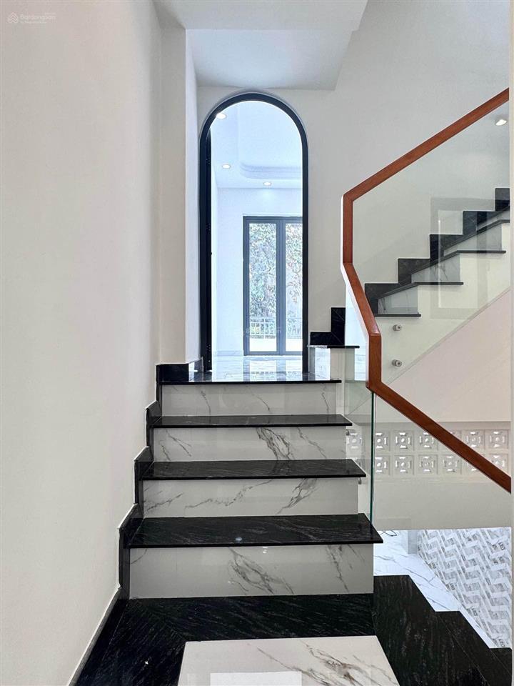 Chủ bán gấp.cư xá phú thọ hoà  lạc long quân q11  hxh  60m2  3 tầng  ngay chợ  ở và kinh doan